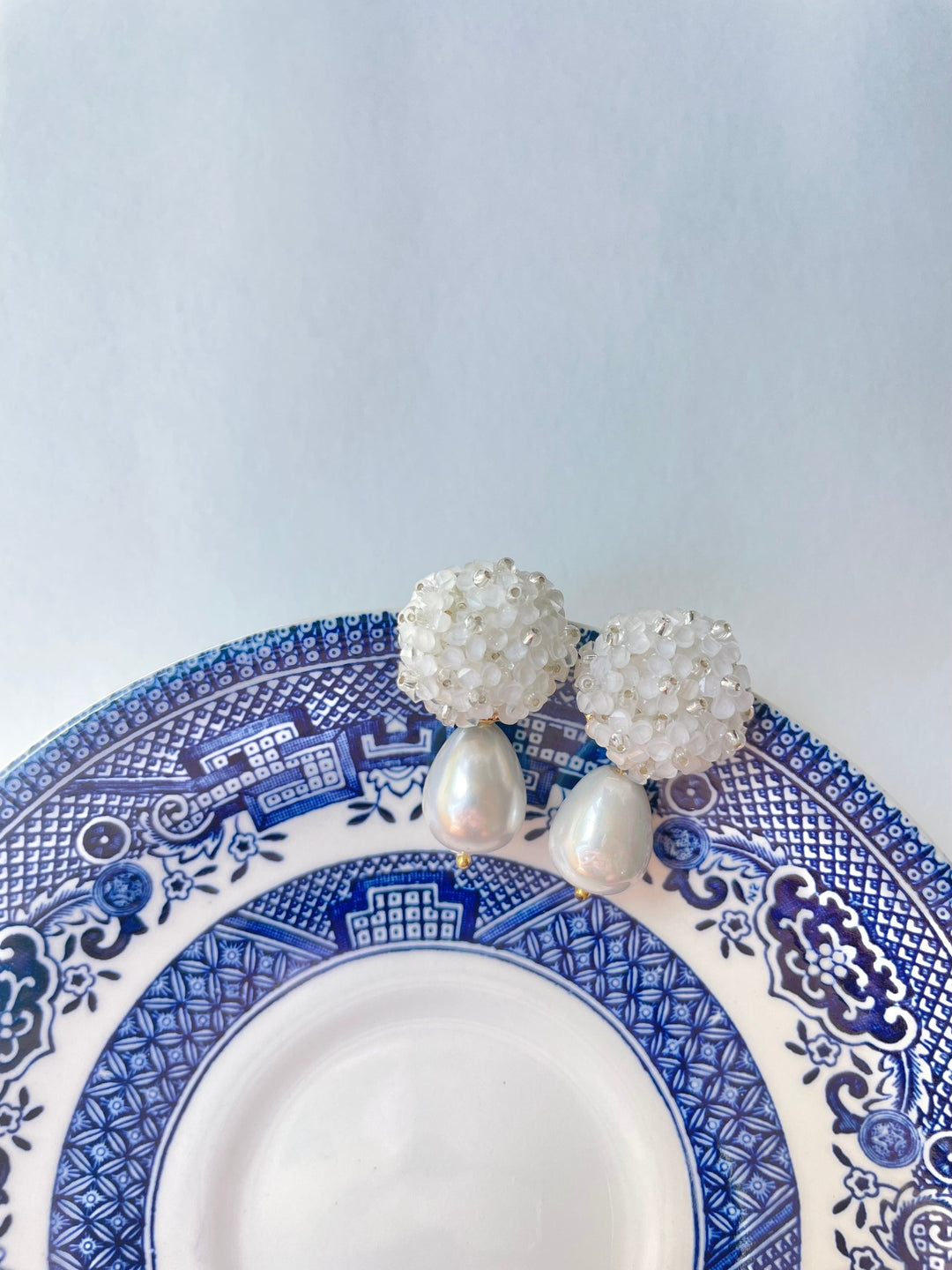 Hydrangea Pearl Drops • White