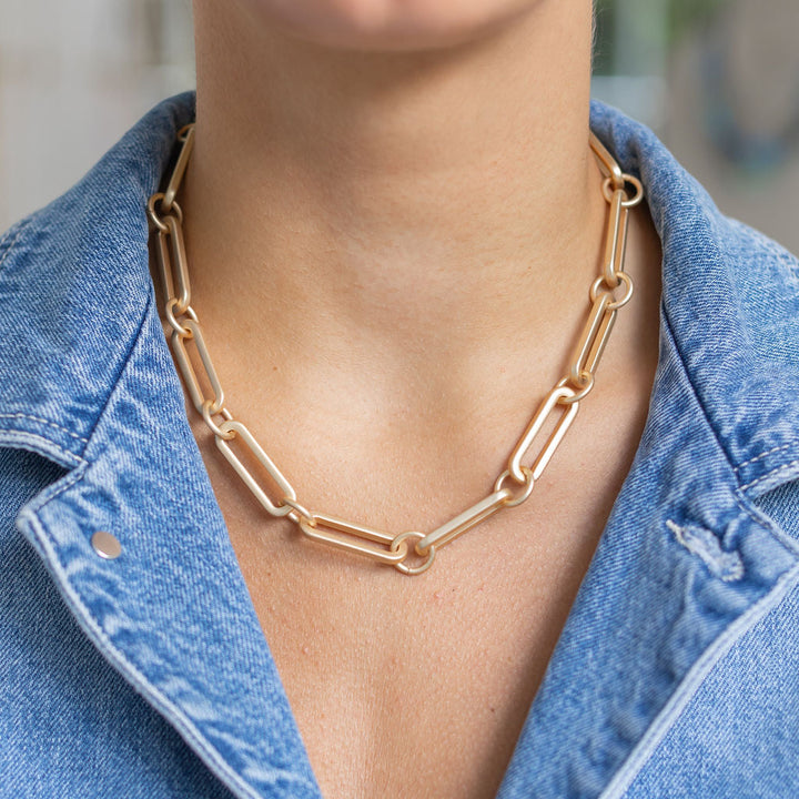 Lia Link Necklace