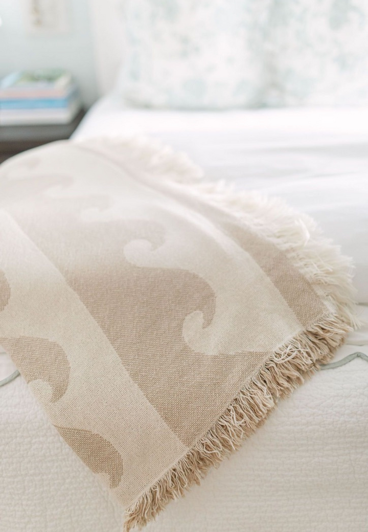 Sandy Waves Jacquard Throw