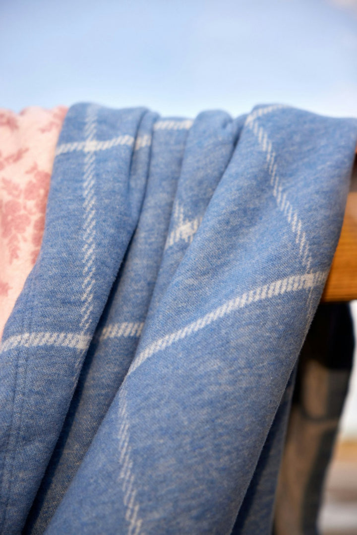 The Lightweight Blanket