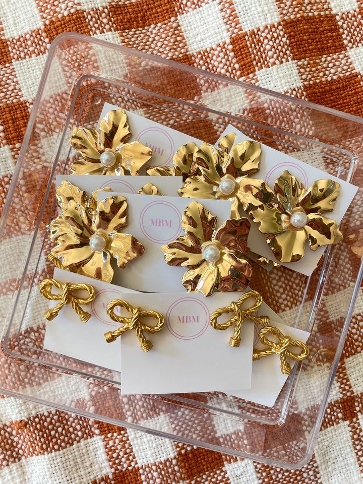 Katherine Gold Bow Stud