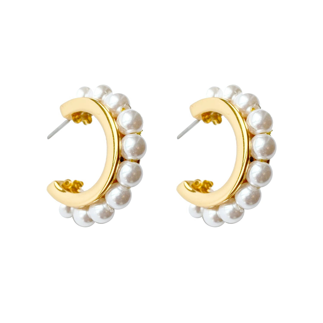 Wynnie Pearl Hoop Earrings Cream