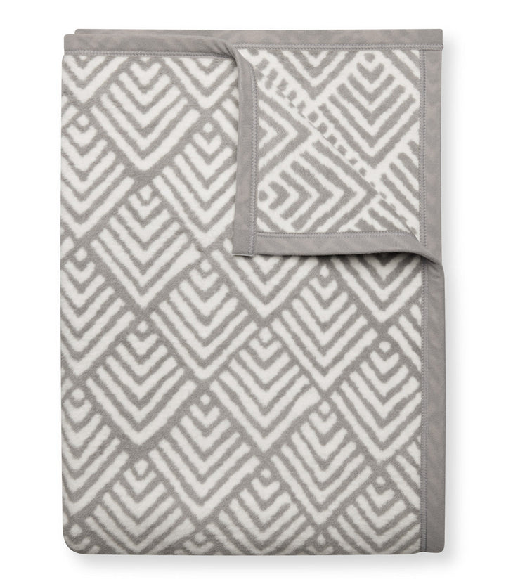 Oyster Cove Diamonds Blanket