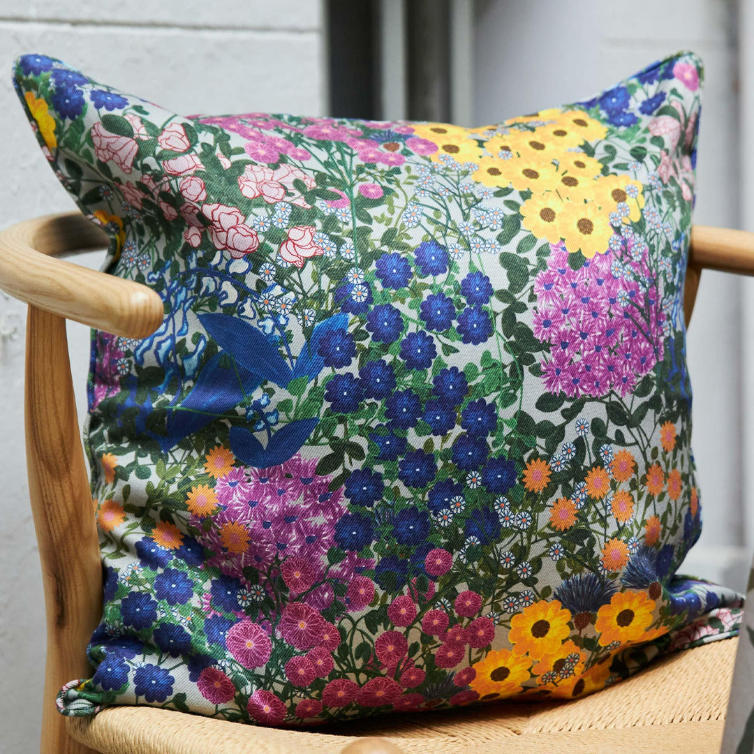 Square Pillow Cover Pré Fleuri