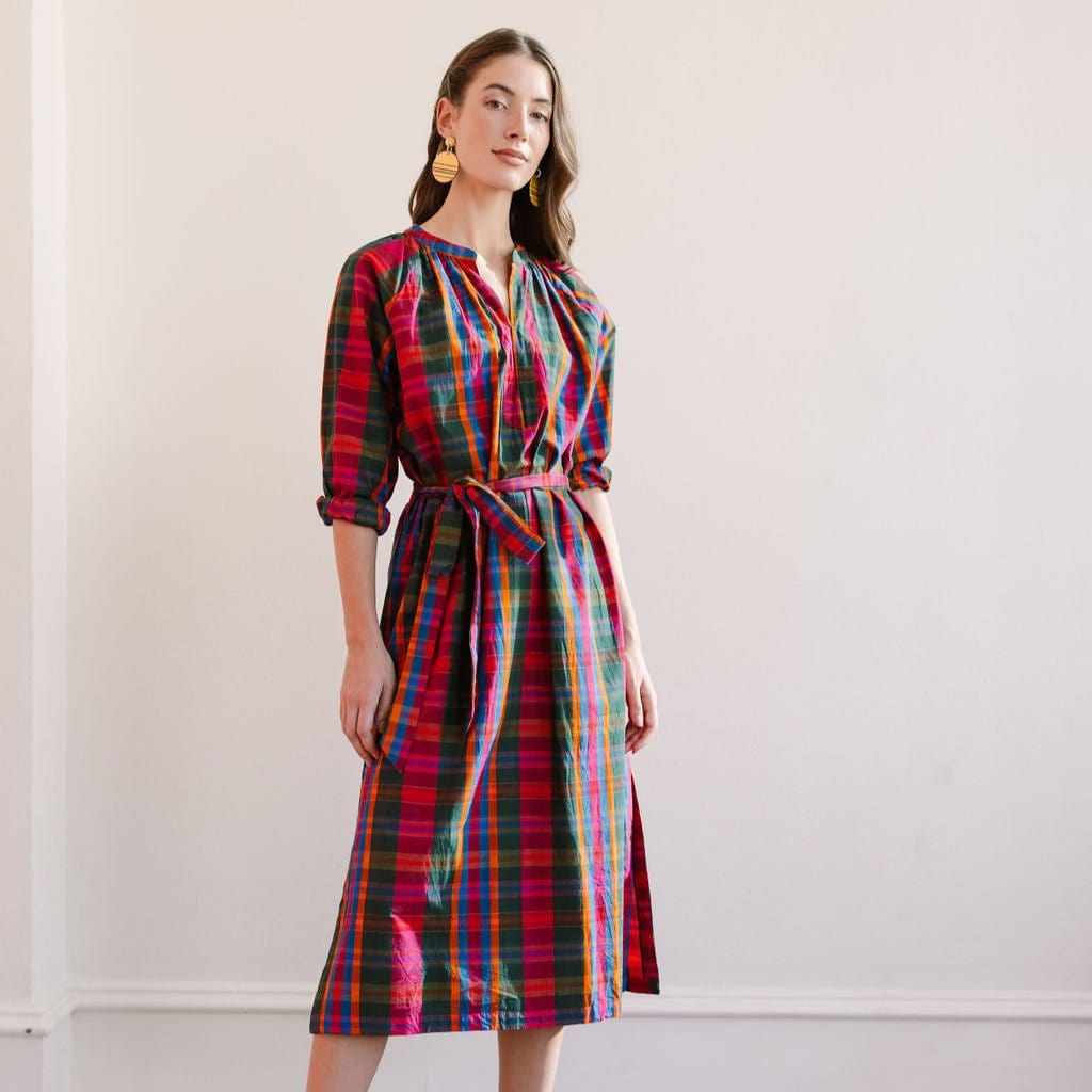 Que Paso Plaid Tejate Dress