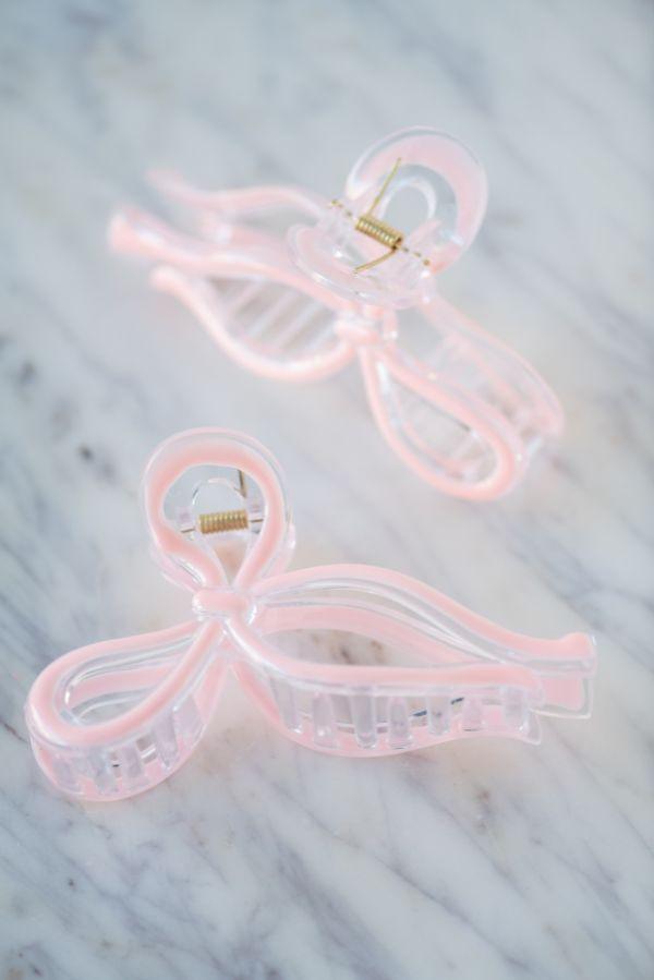 The Lacy Clip in Light Pink